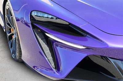 2026 McLaren Artura Base