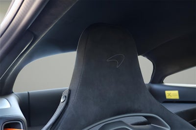 2026 McLaren Artura Base