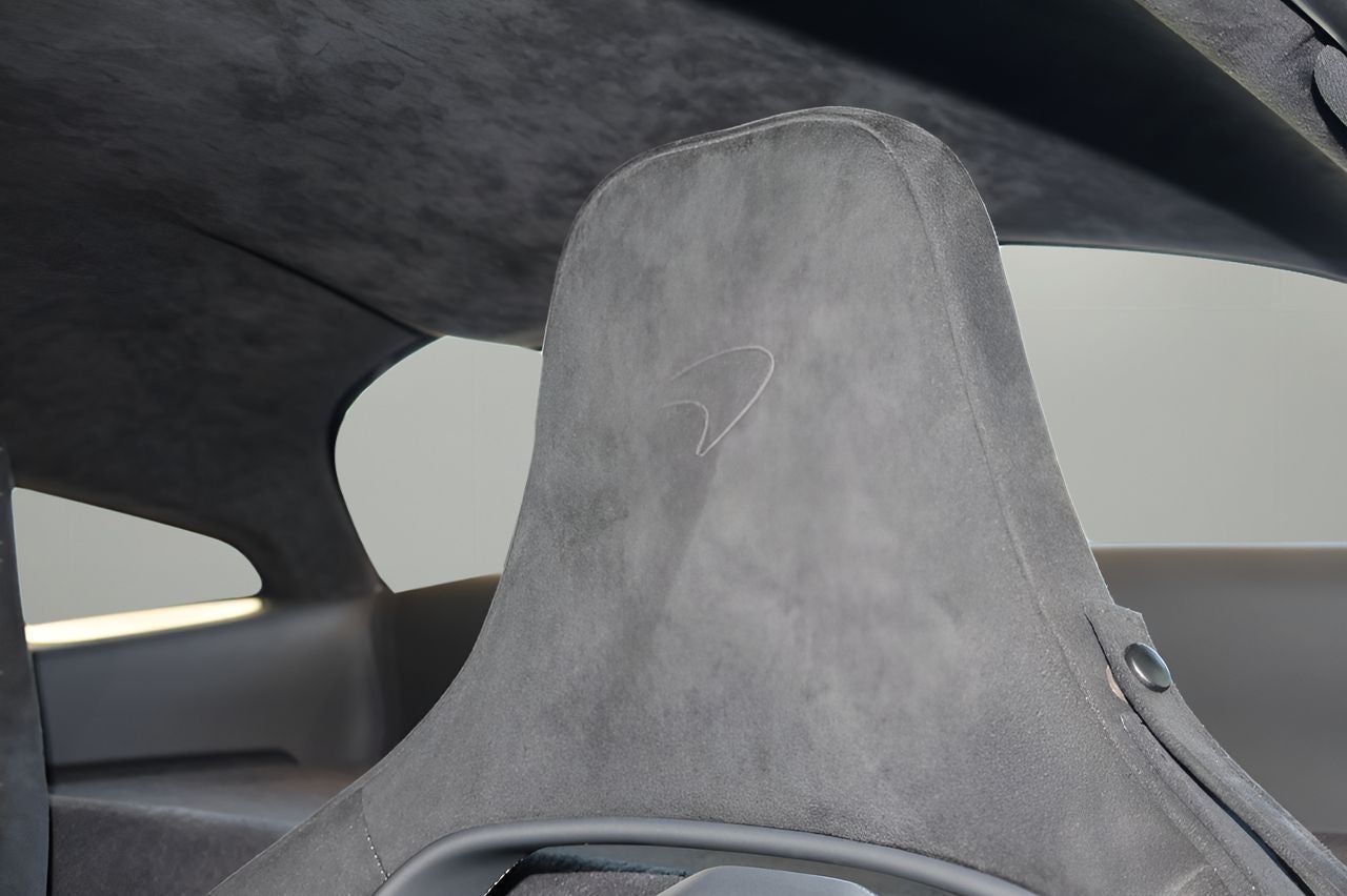 2026 McLaren Artura Base