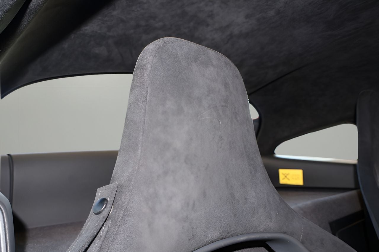 2026 McLaren Artura Base