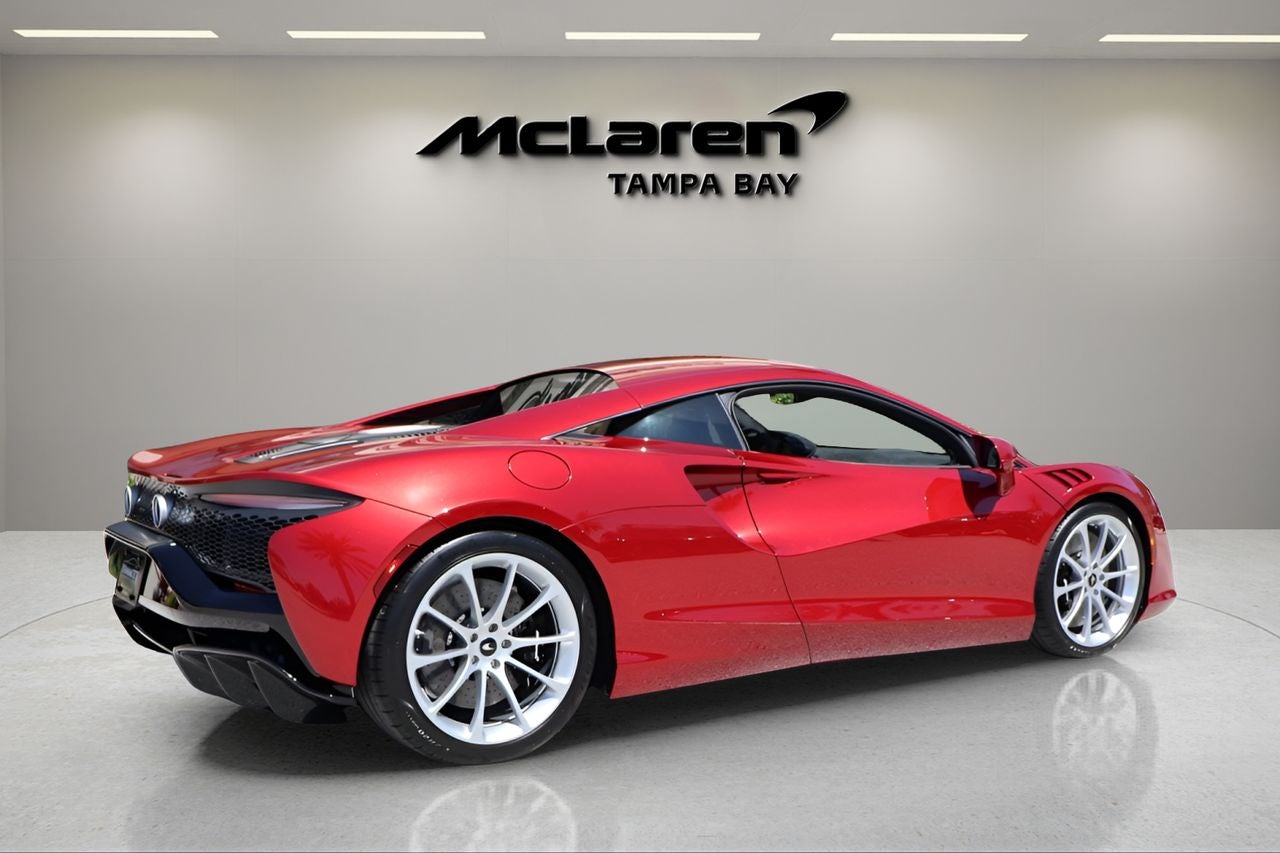 2026 McLaren Artura Base