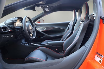 2026 McLaren Artura Base