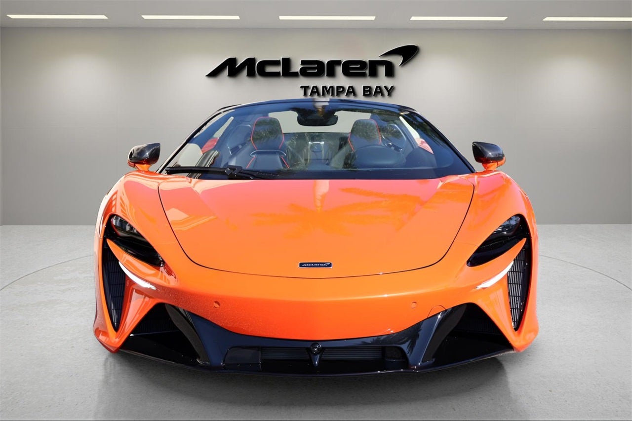 2026 McLaren Artura Base