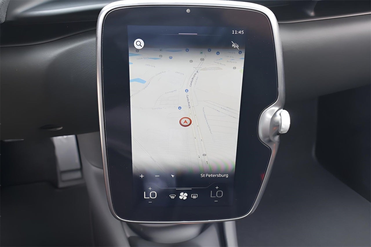 2025 McLaren Artura Base