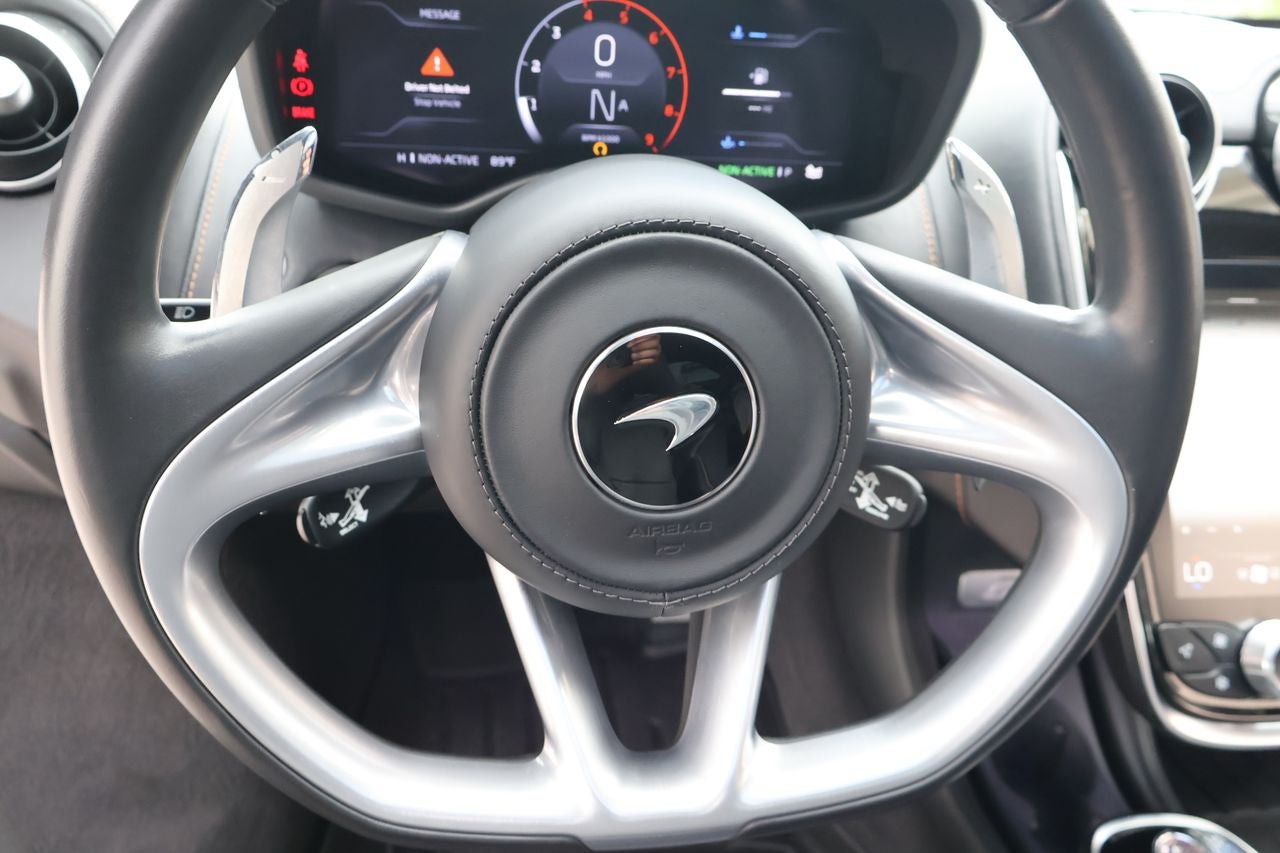 2023 McLaren GT Base