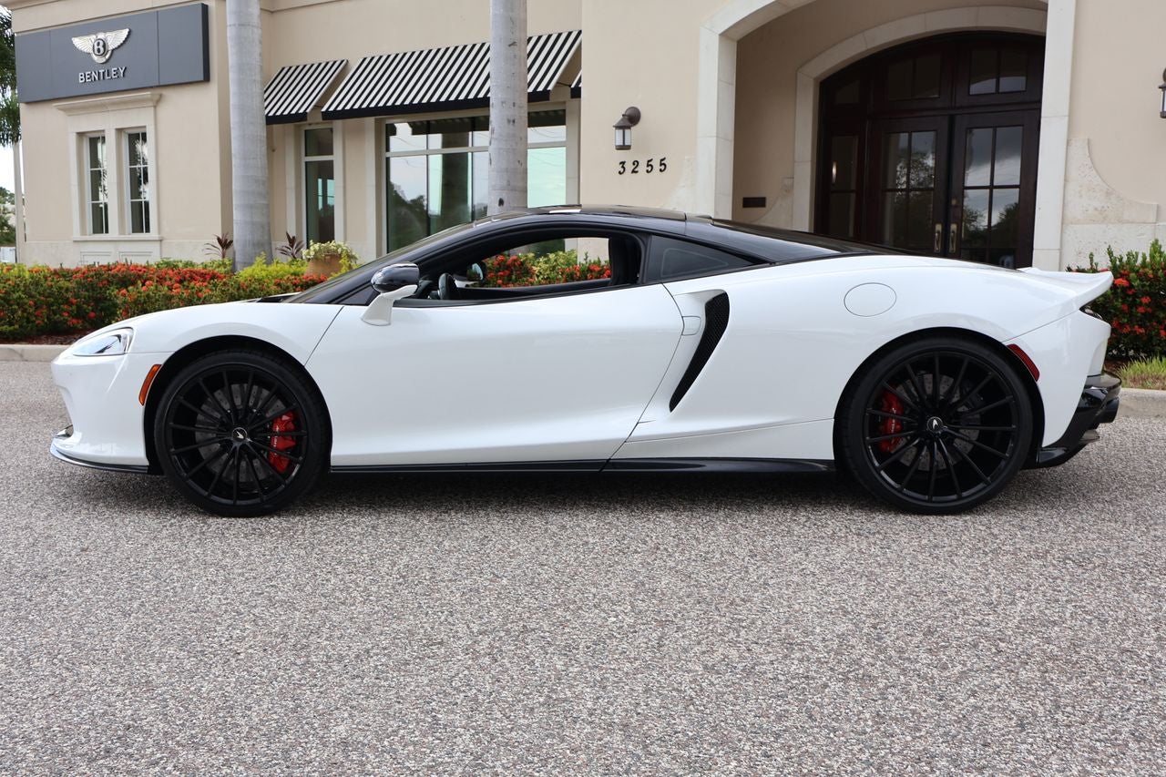 2023 McLaren GT Base