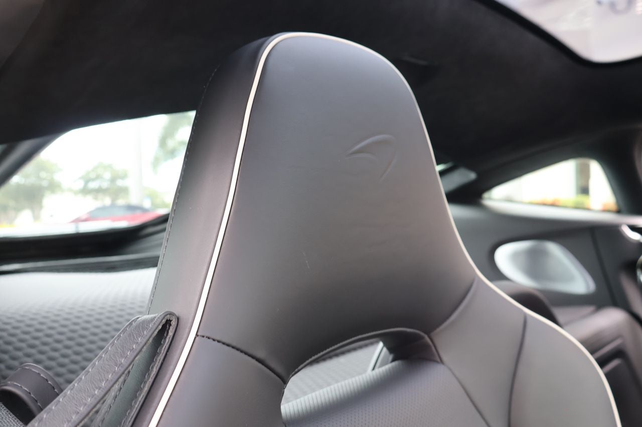 2023 McLaren GT Base