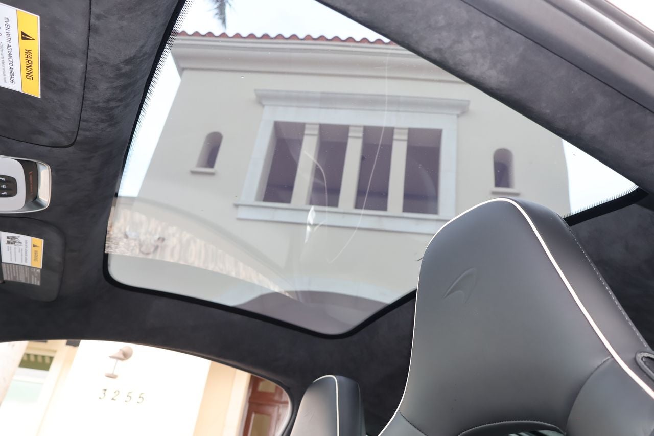 2023 McLaren GT Base