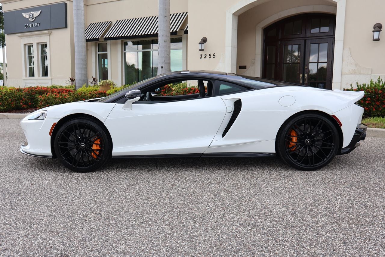 2023 McLaren GT Base