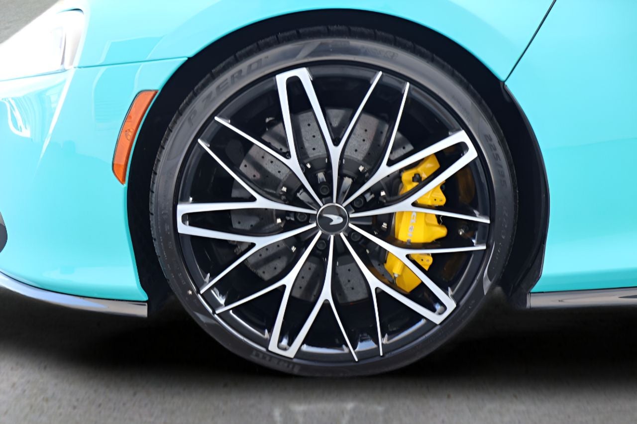 2026 McLaren GTS Base