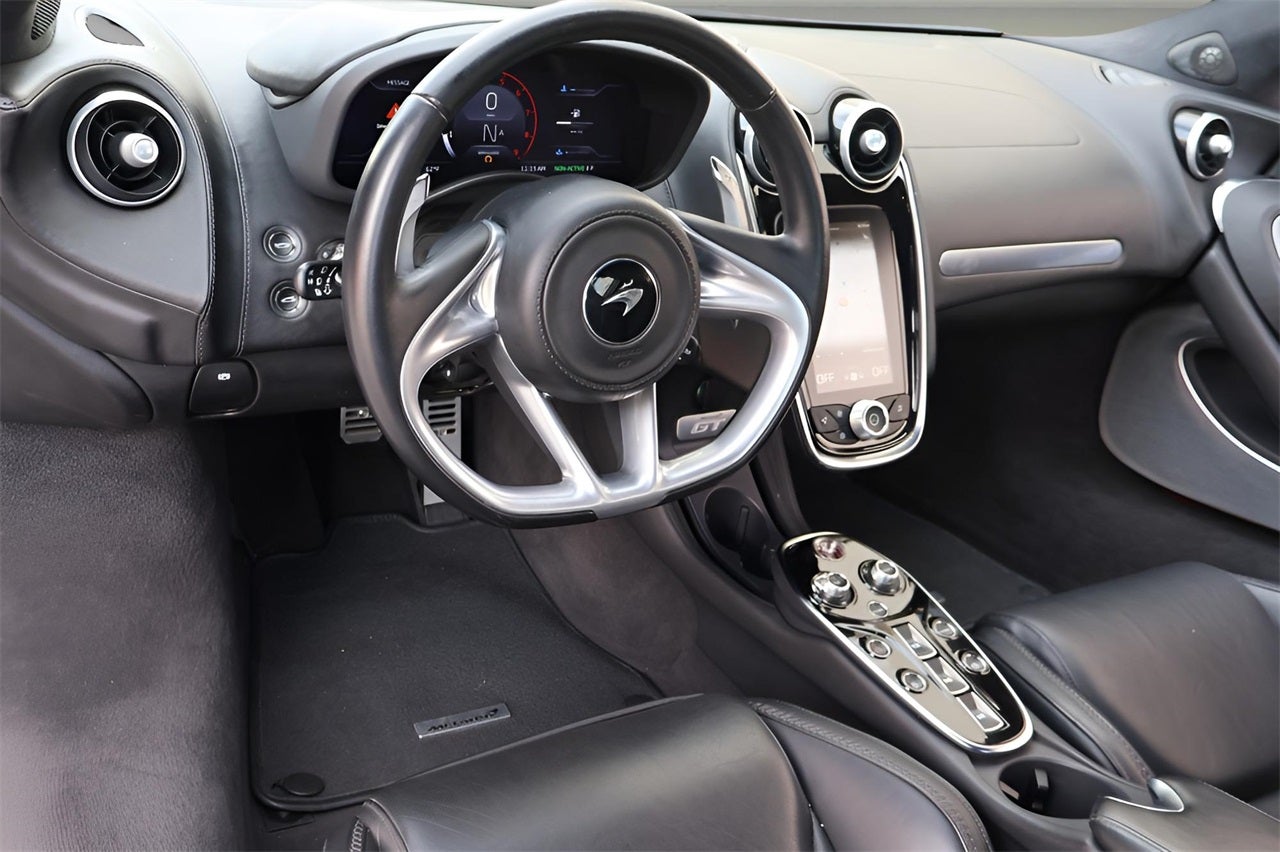 2022 McLaren GT Base