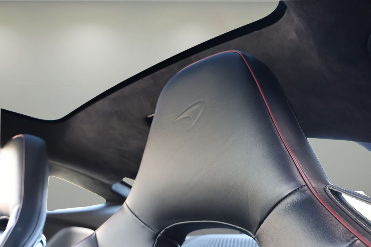 2023 McLaren GT Base