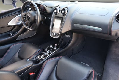 2023 McLaren GT Base