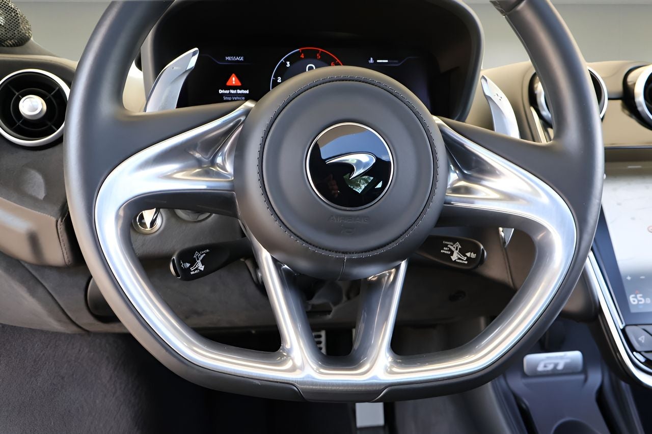 2023 McLaren GT Base