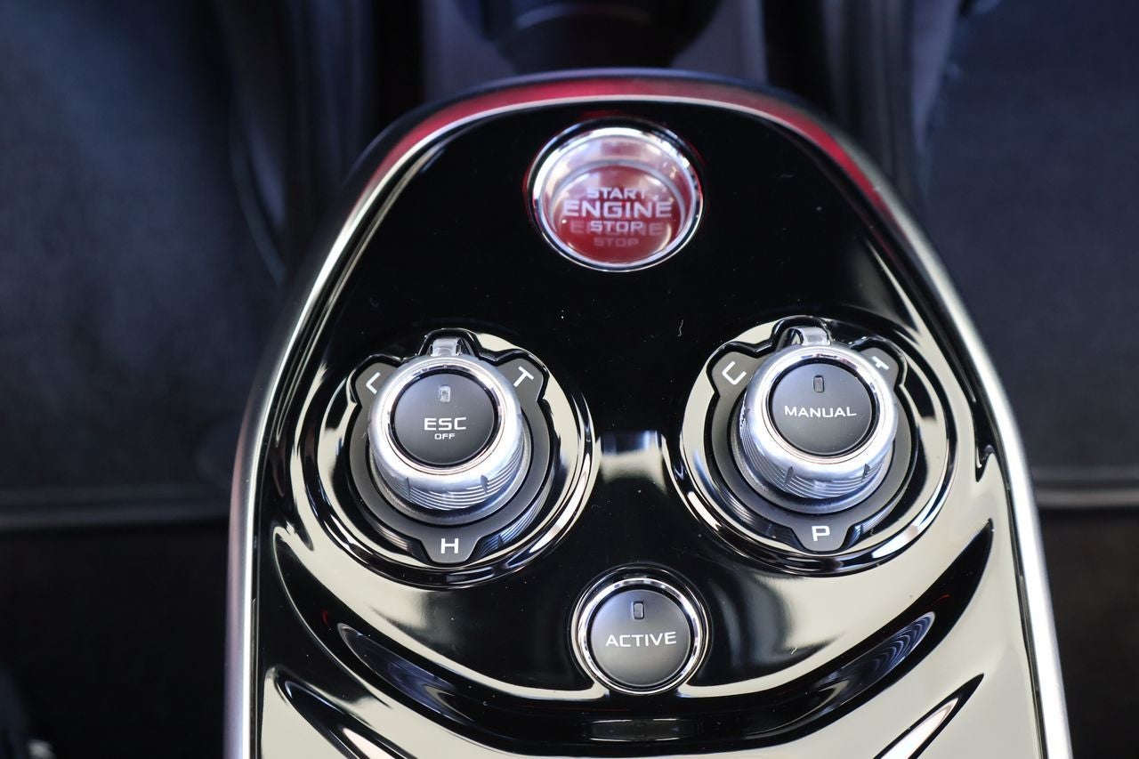 2023 McLaren GT Base