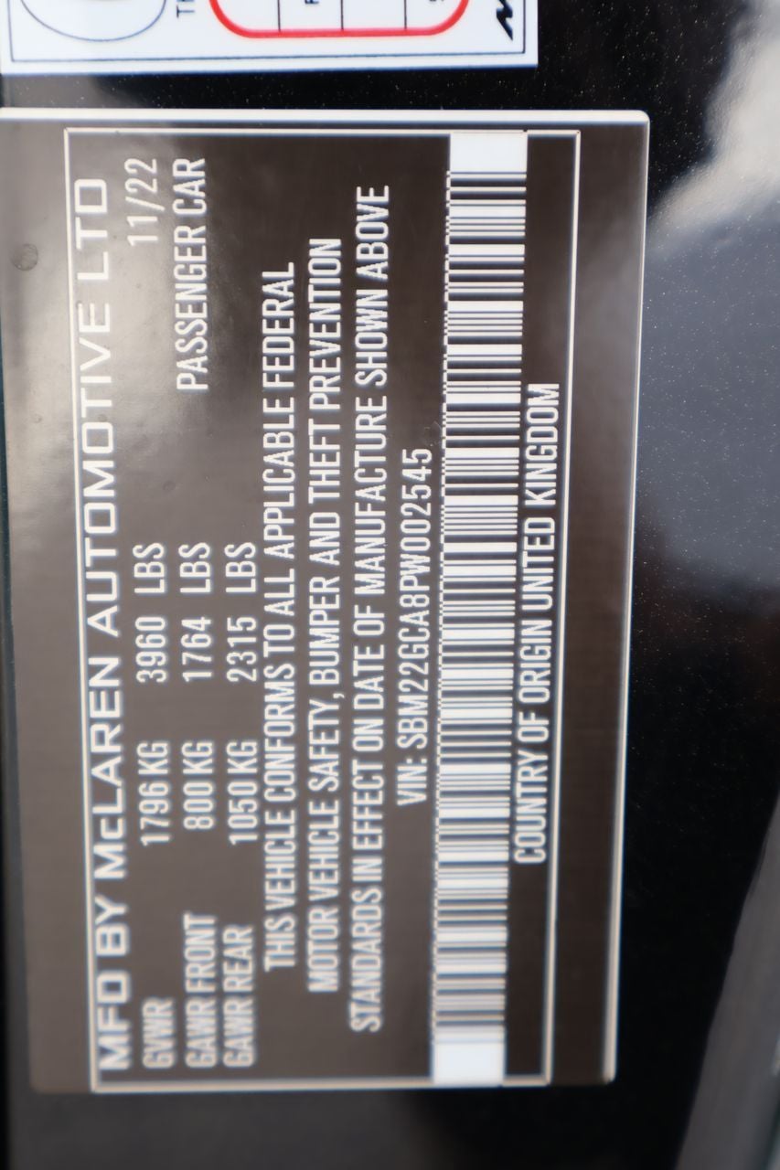 2023 McLaren GT Base