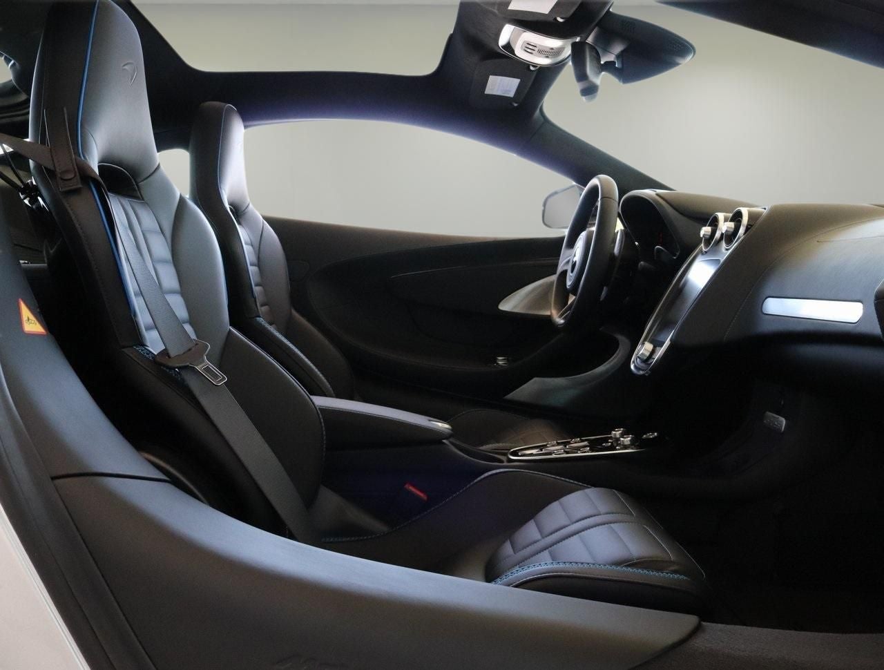 2025 McLaren GTS Base