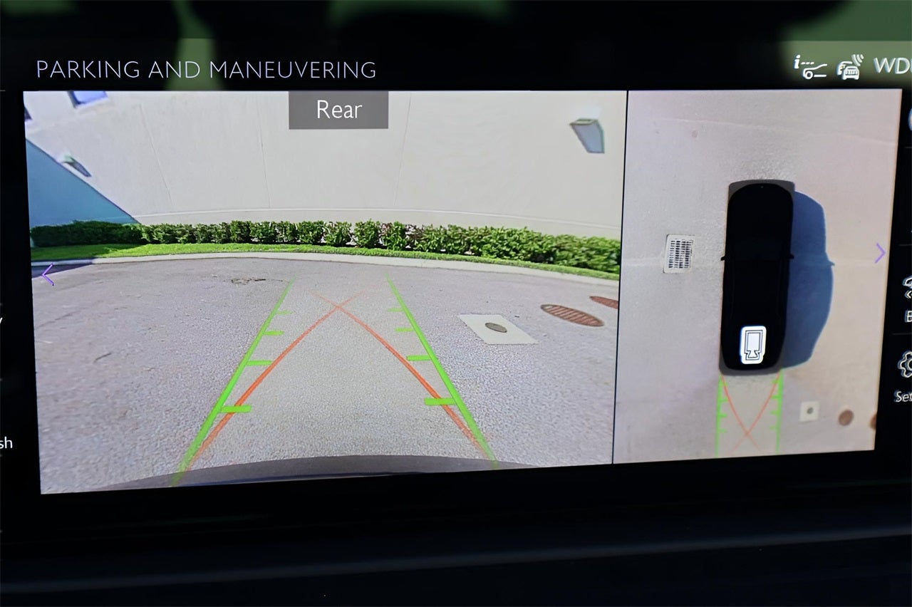 2025 Rolls-Royce Ghost 