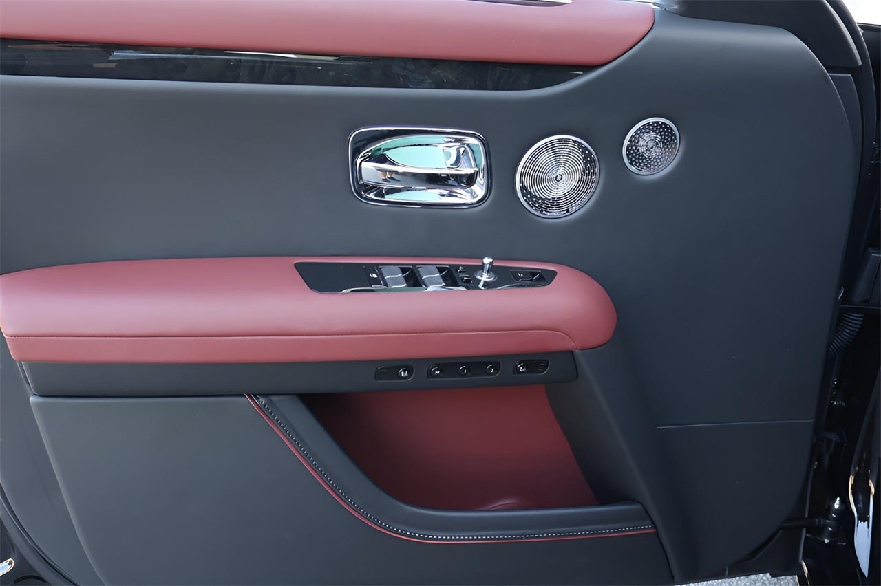 2025 Rolls-Royce Ghost 