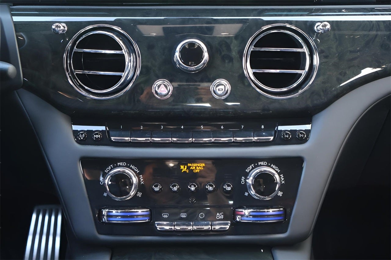 2025 Rolls-Royce Ghost 