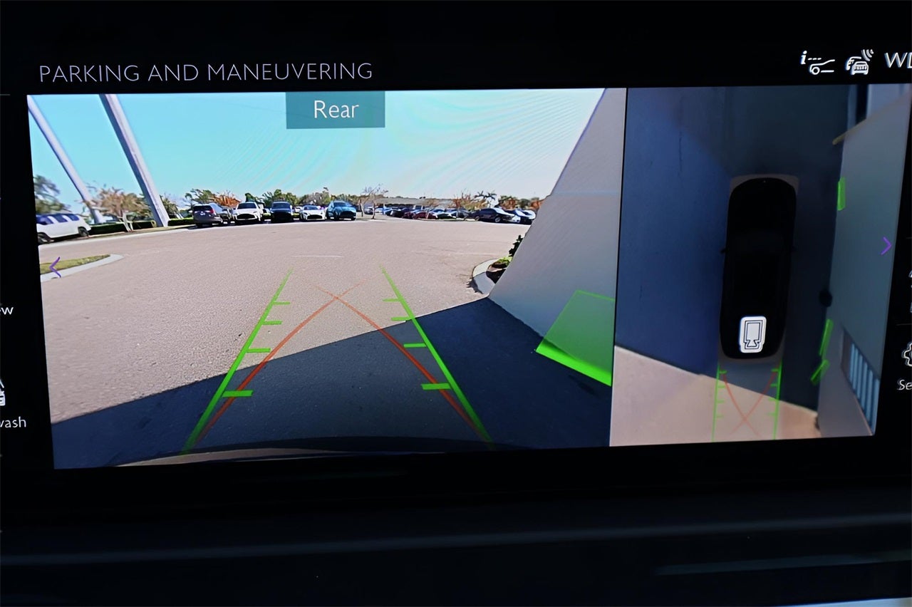 2025 Rolls-Royce Ghost 