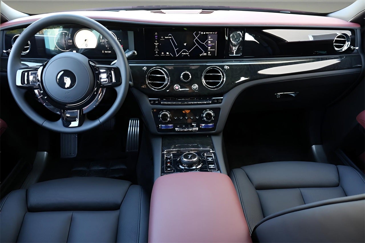 2025 Rolls-Royce Ghost 