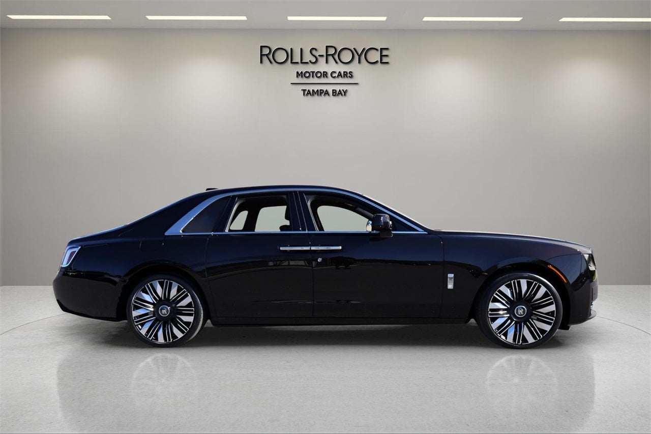 2025 Rolls-Royce Ghost 