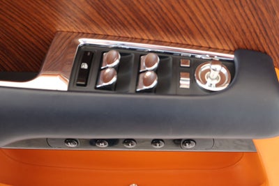 2016 Rolls-Royce Dawn 