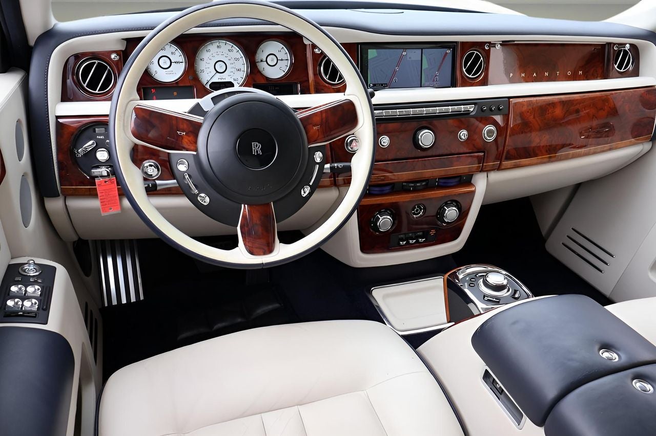 2016 Rolls-Royce Phantom 