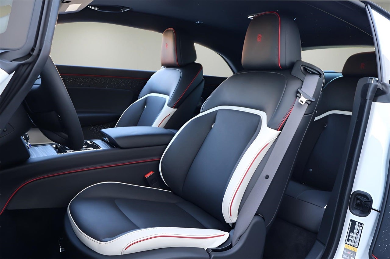 2026 Rolls-Royce Spectre 