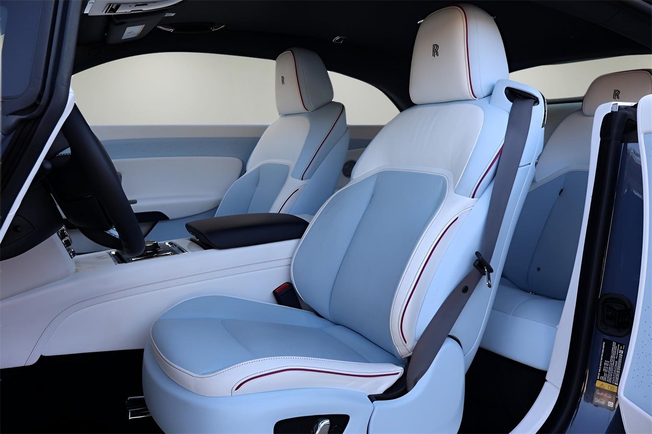 2025 Rolls-Royce Spectre 