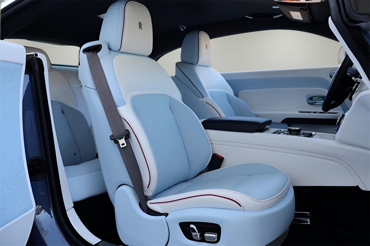 2025 Rolls-Royce Spectre 