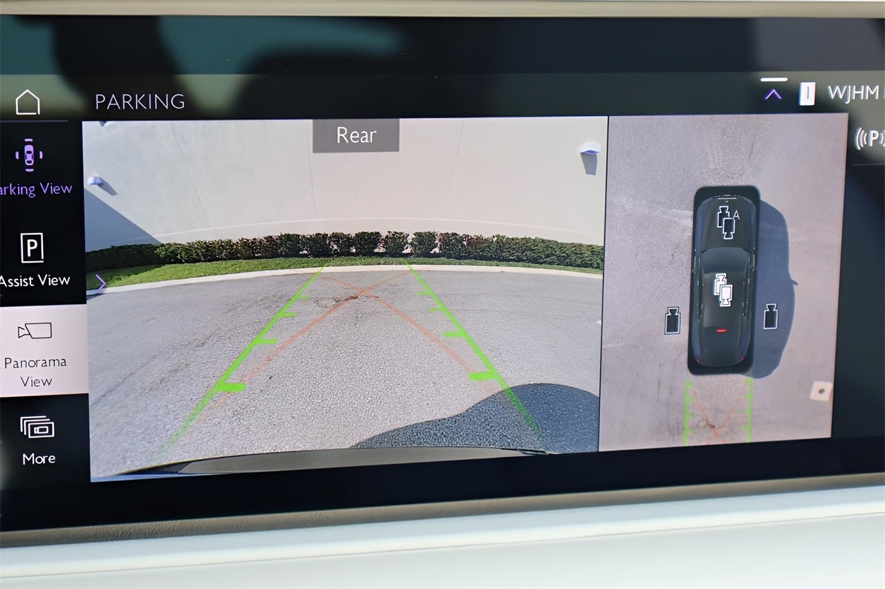 2025 Rolls-Royce Spectre 