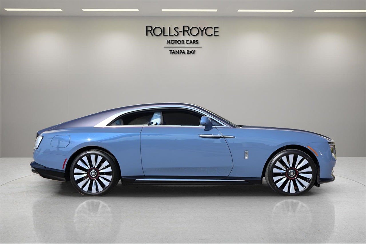2025 Rolls-Royce Spectre 