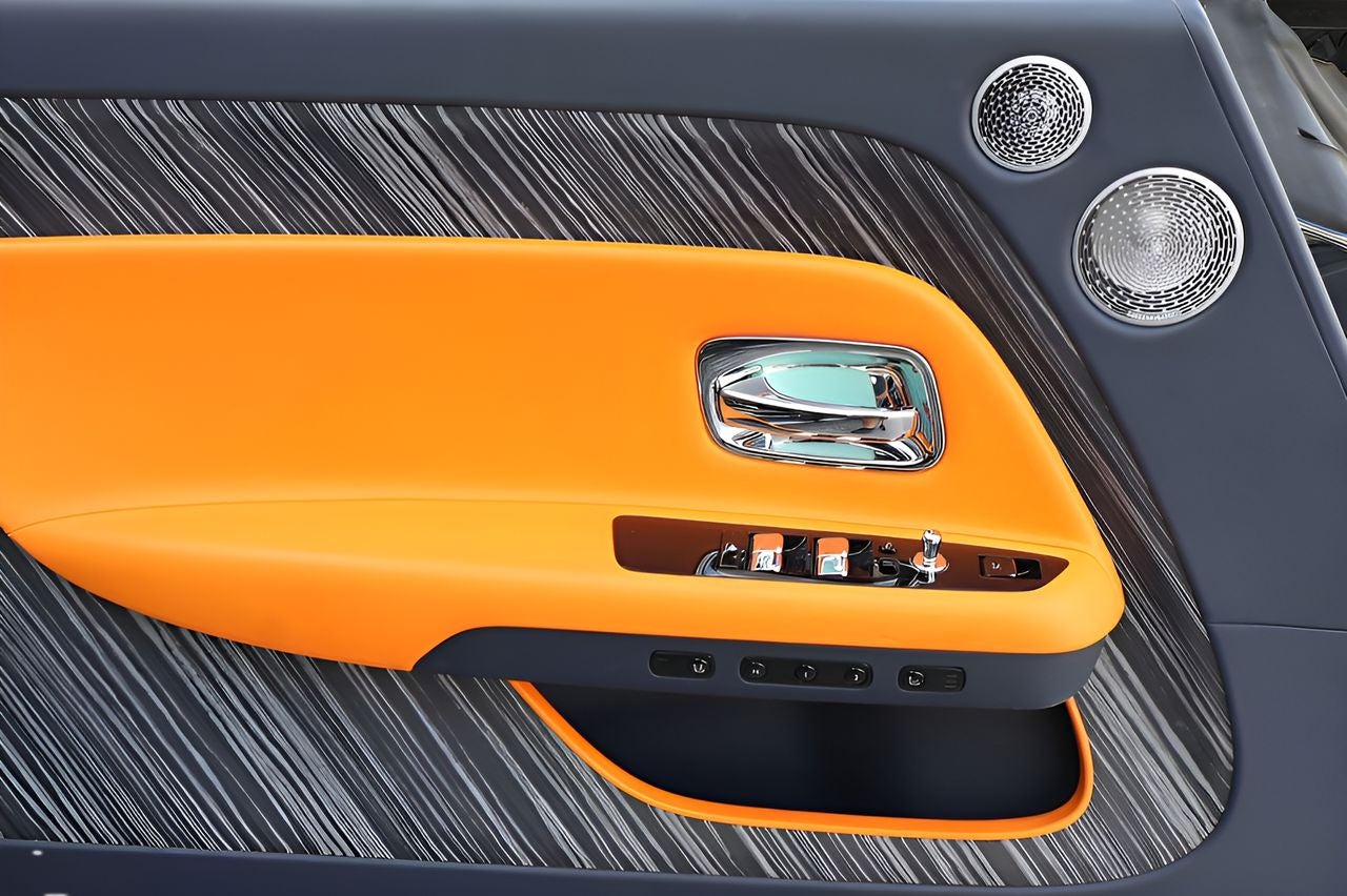 2024 Rolls-Royce Spectre 