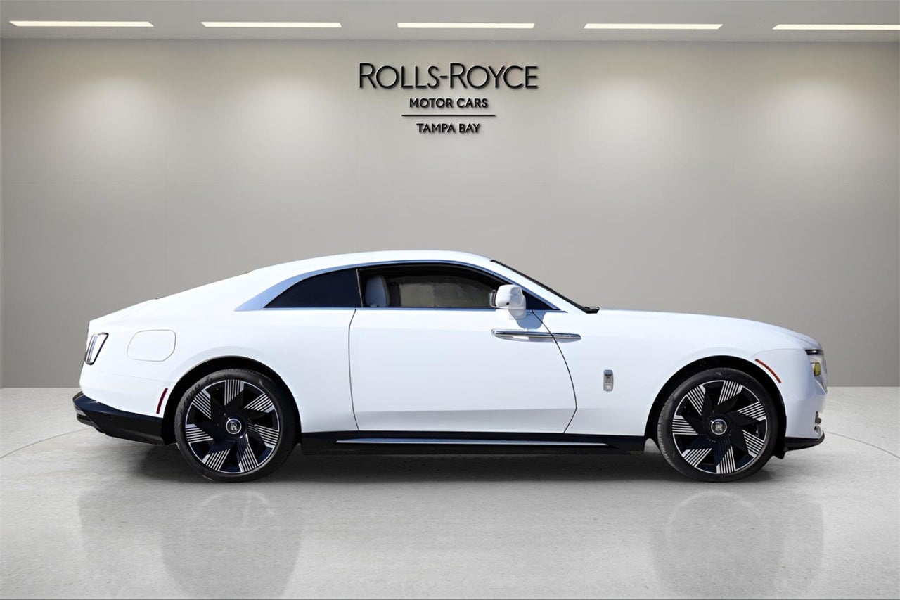 2024 Rolls-Royce Spectre 