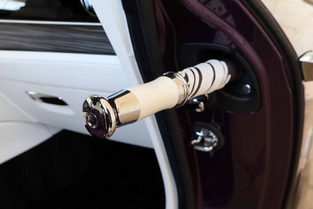 2025 Rolls-Royce Spectre 