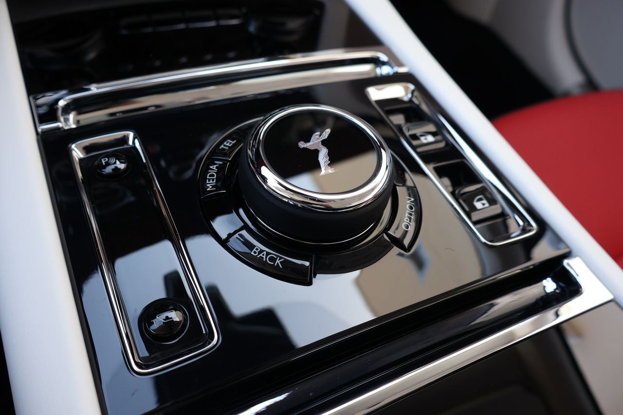 2026 Rolls-Royce Spectre 