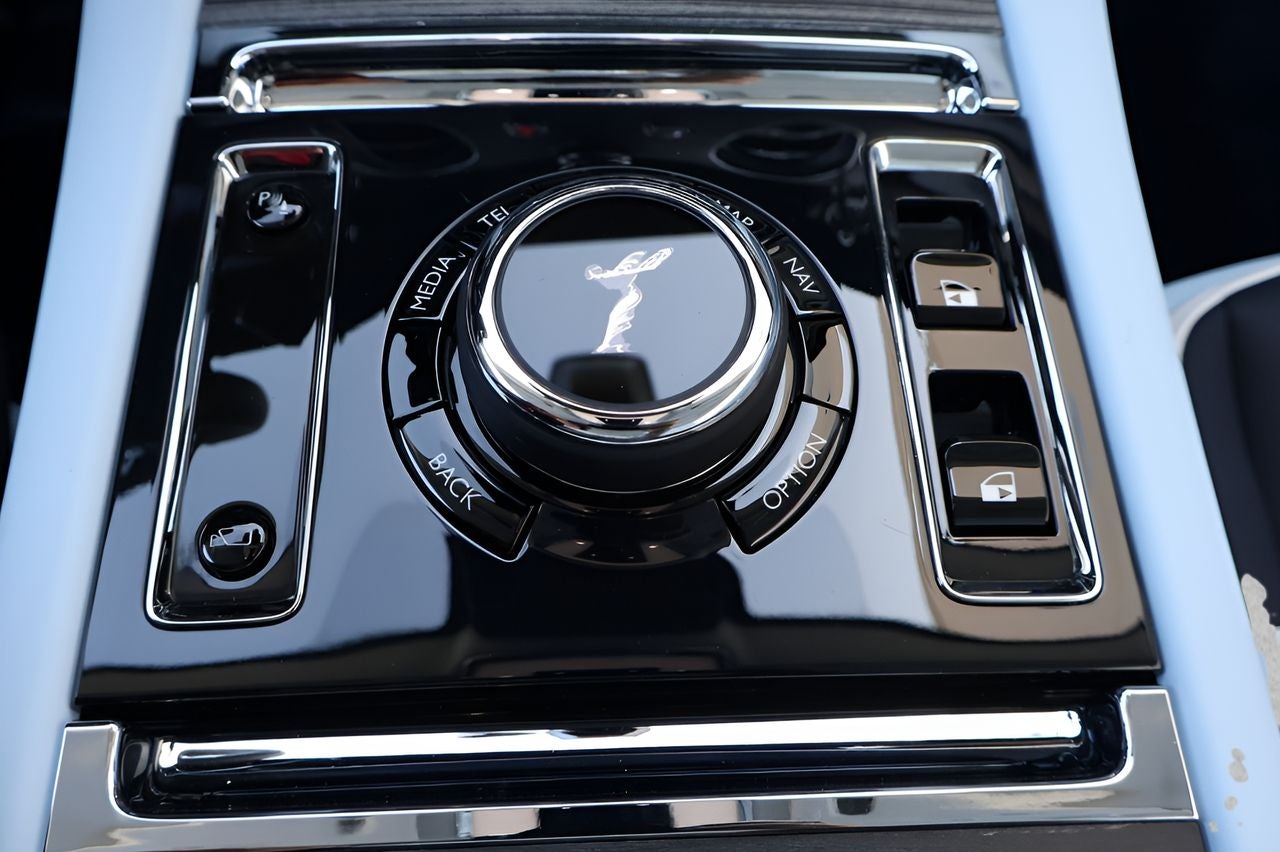 2026 Rolls-Royce Spectre 