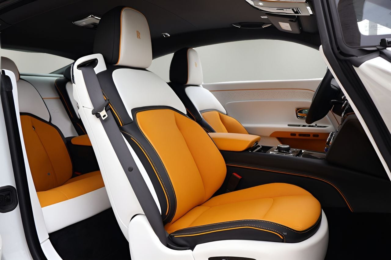 2025 Rolls-Royce Spectre 