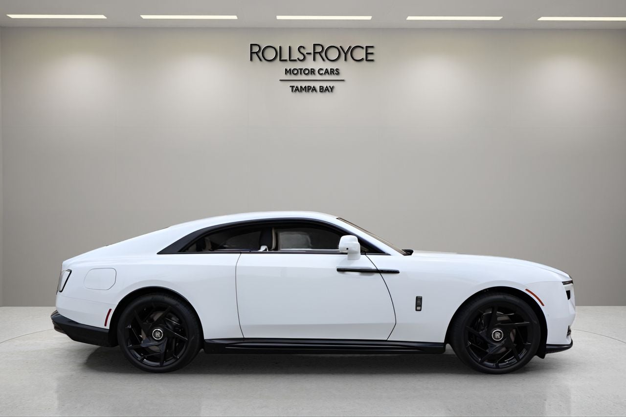 2025 Rolls-Royce Spectre 