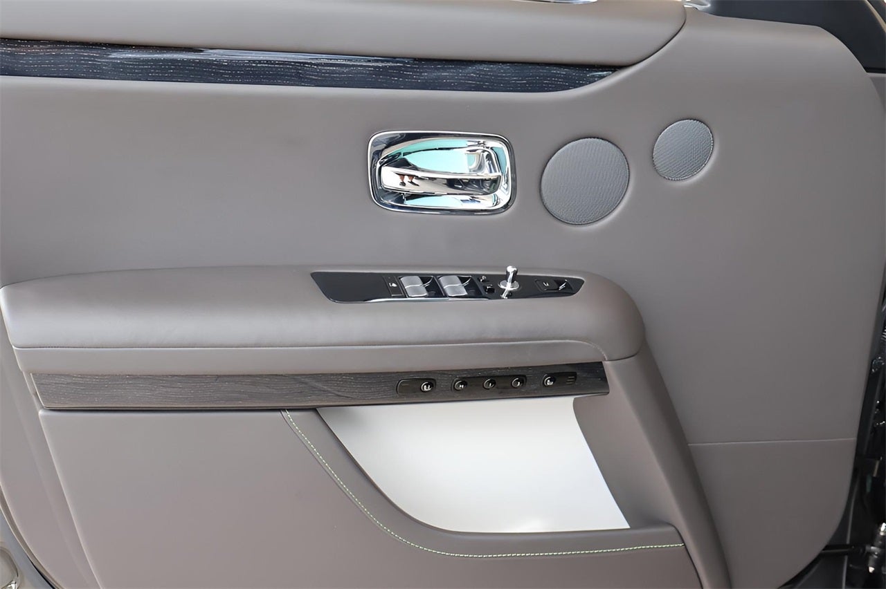 2023 Rolls-Royce Ghost 