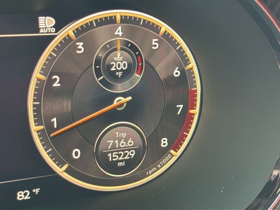 2022 Bentley Flying Spur V8