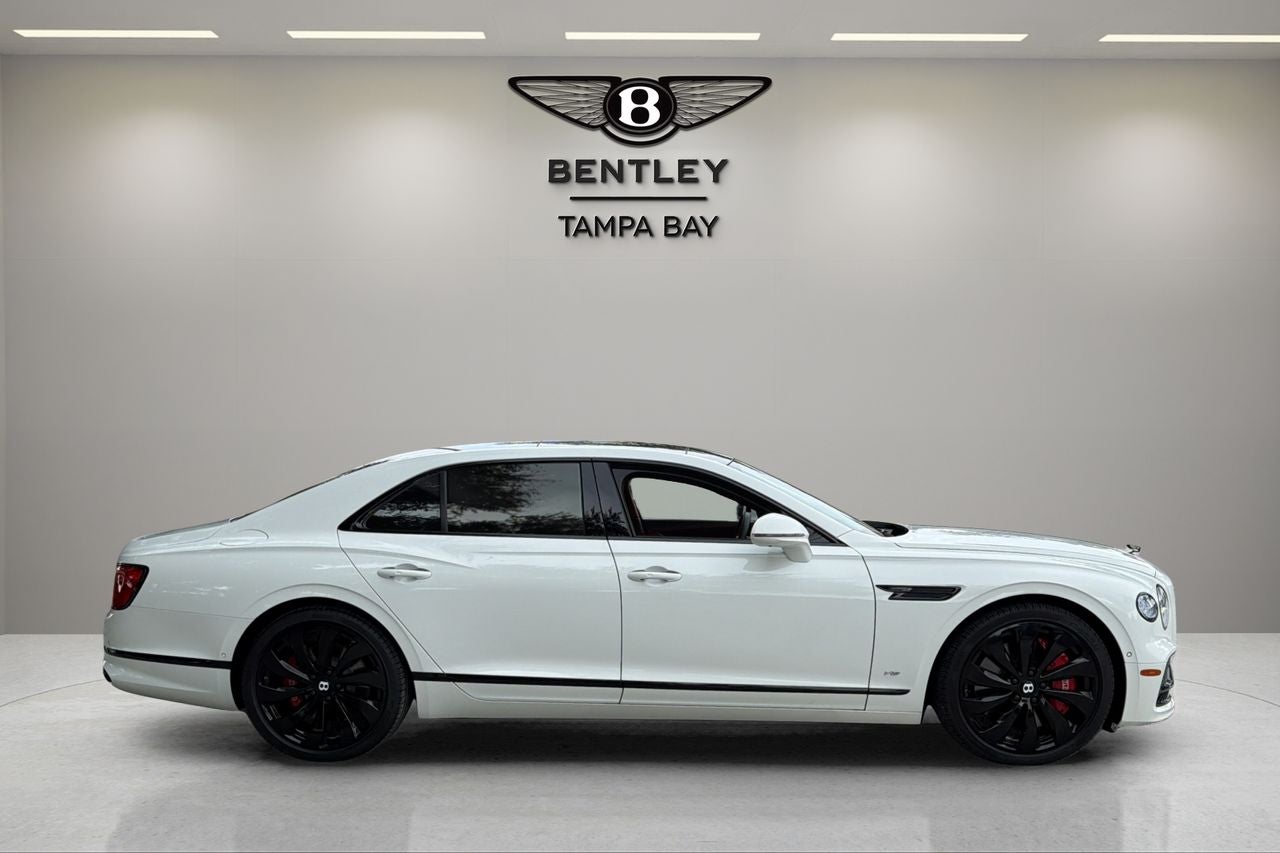 2022 Bentley Flying Spur V8