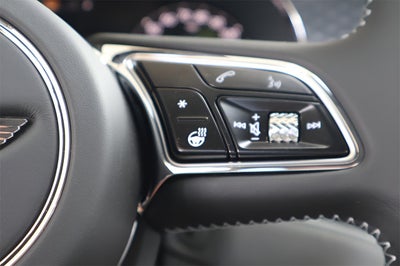 2025 Bentley Flying Spur Base