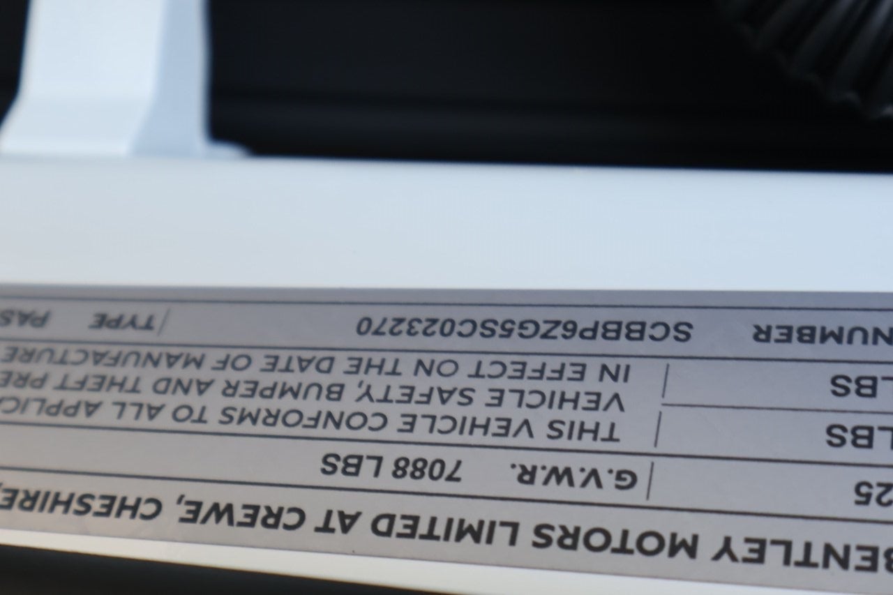 2025 Bentley Flying Spur Base