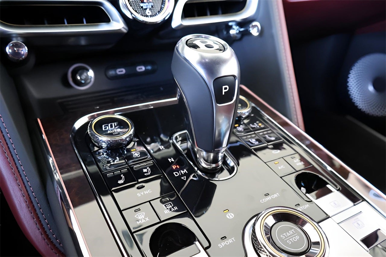 2026 Bentley Flying Spur Base