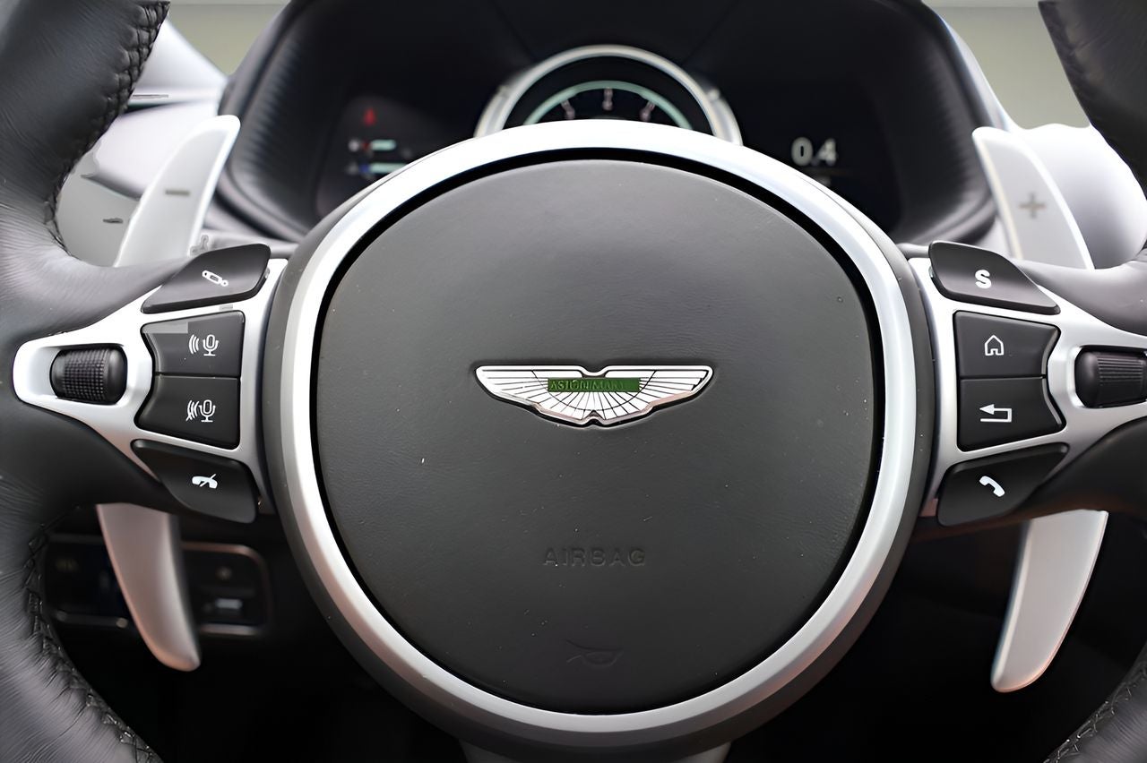 2022 Aston Martin DB11 Volante