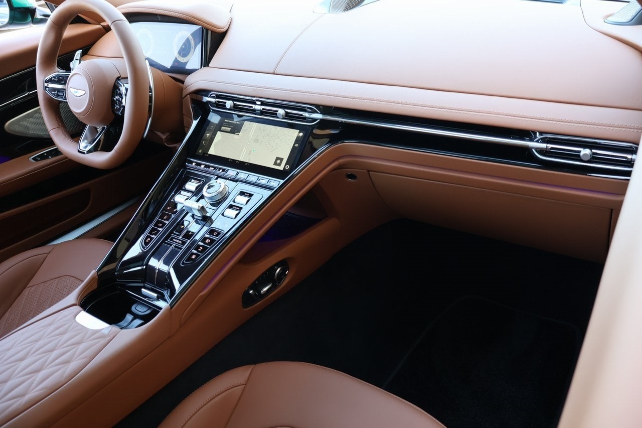 2025 Aston Martin DB12 Base