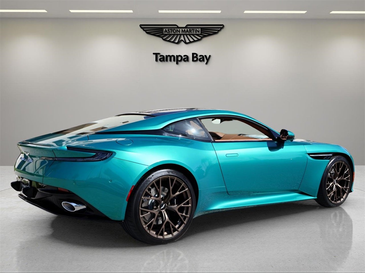 2025 Aston Martin DB12 Base